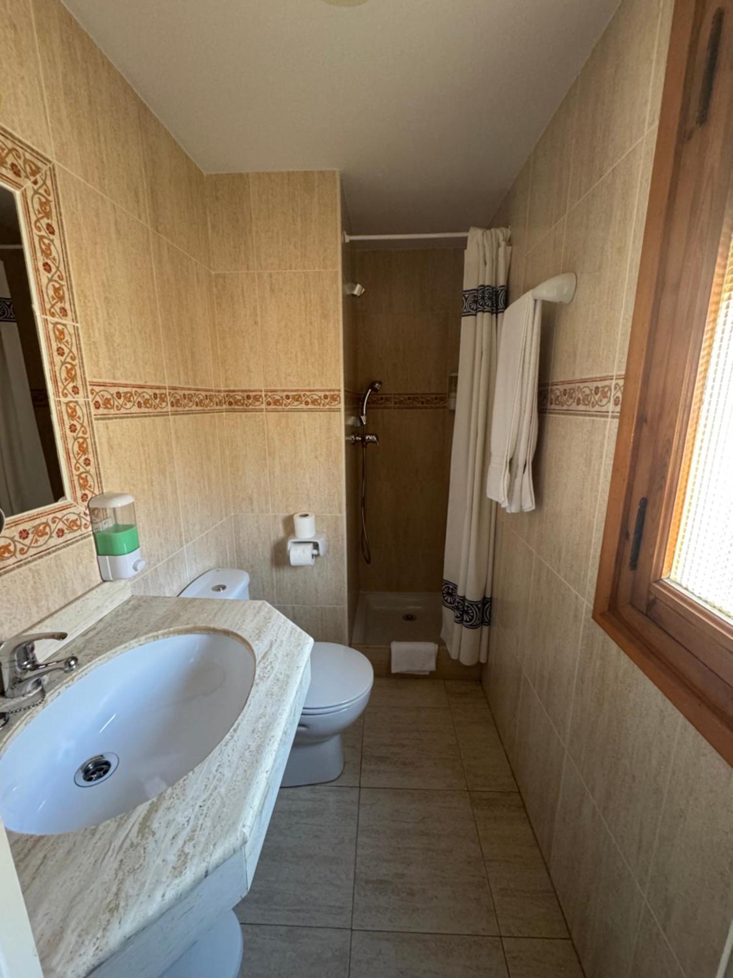 Las Ventas con Pena Aguilera Hostal Joaquin מראה חיצוני תמונה